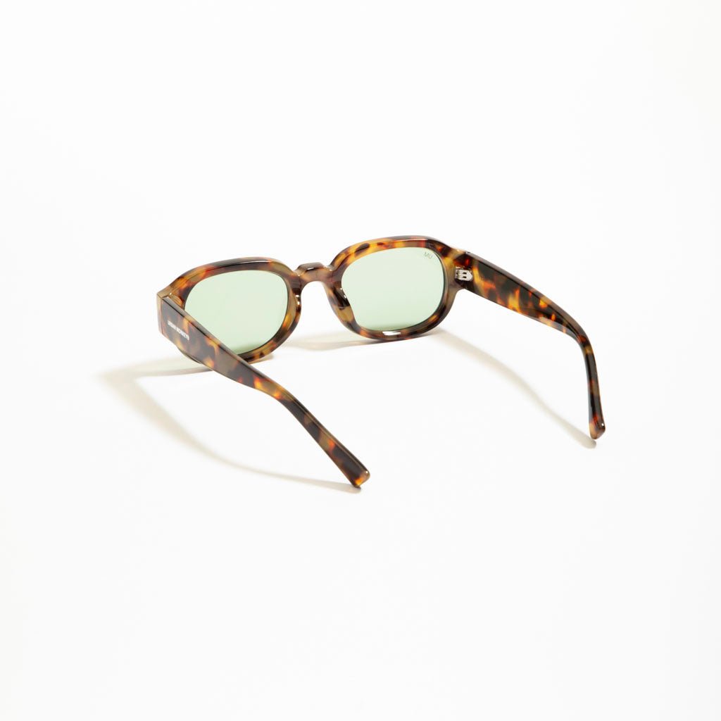 Sunset Strip Elite 003